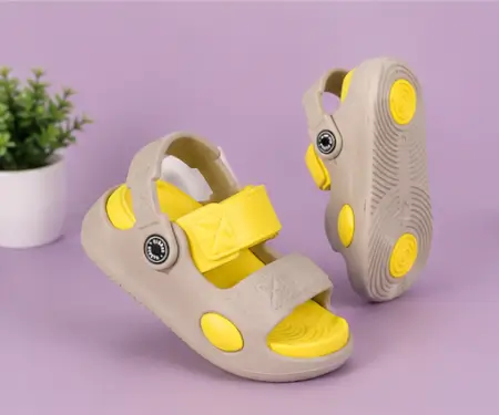 AwUasGW4xme7WPF2EPtRkuirQvzAuCeRLy5h6vPt.webp Kids Sandals Yellow Strap Slip-Resistant Comfortable Daily Wear Footwear Unisex ( yellow, 2.5-3 Years )